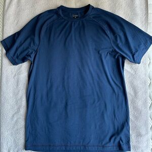 Banana Republic Standard Athletic Short Sleeve | Blue | Medium (men)